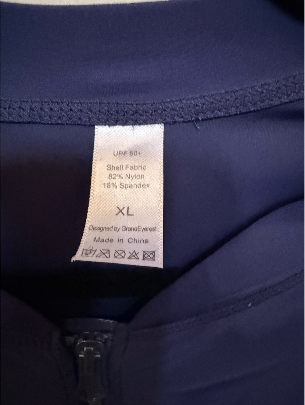 Attraco Women’s long sleeve swim rash guard athletic jacket - Picture 2 of 4